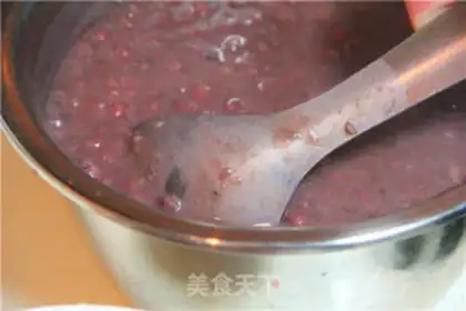 Make Rose bean sand step 2