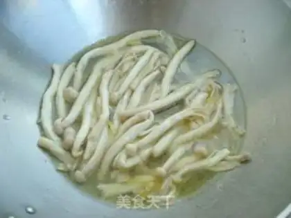 Make Seafood mushroom ball soup step 3