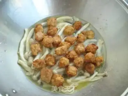 Make Seafood mushroom ball soup step 4
