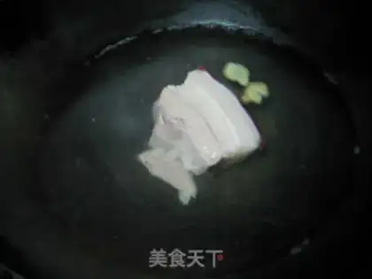 Make Garlic sprouts back to the pot step 0