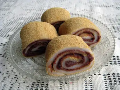 Make Donkey rolls step 13