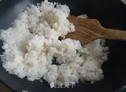 Make Soy sauce bacon fried rice step 5