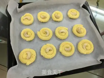 Make Nut cookies step 11