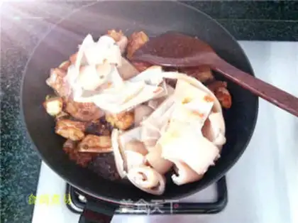 Make Piggy skin and ribs step 11