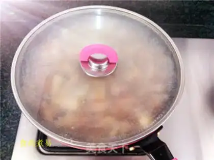Make Piggy skin and ribs step 13