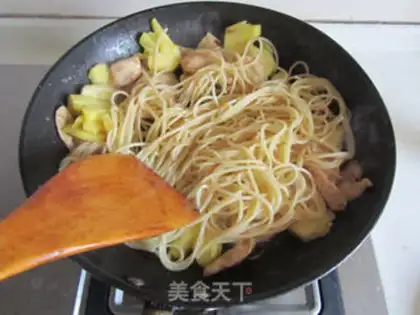Make Pineapple chicken fried pasta step 7