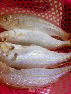 Make Tomato mackerel soup step 0