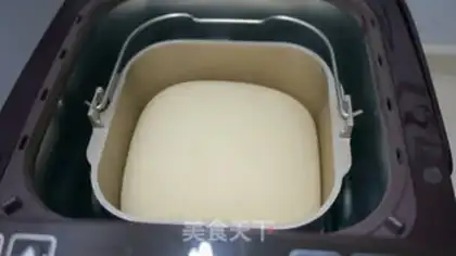 Make Strawberry sauce toast step 6