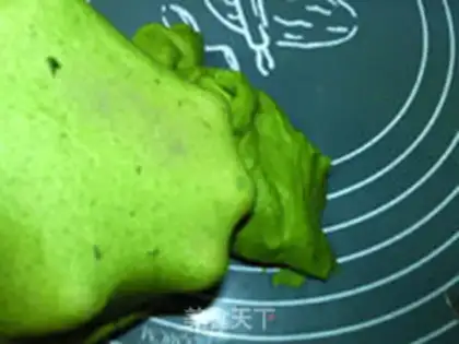 Make Spinach bread step 6