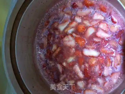 Make Strawberry sauce step 5