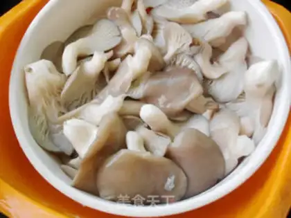 Make Scrambled mushrooms step 3