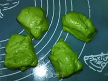 Make Spinach bread step 9