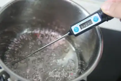 Make Big white marshmallows step 6