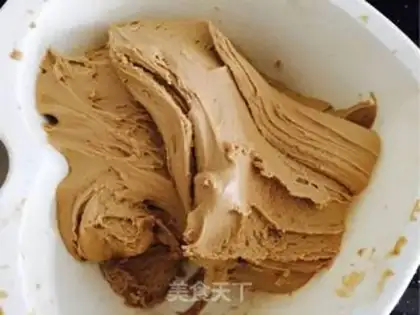 Make Red sugar cake step 4
