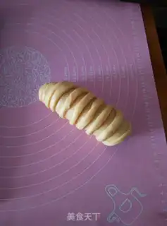 Make Normal flour caterpillar step 8