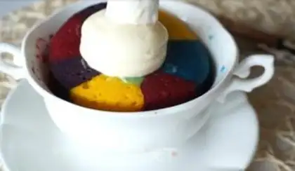 Make Five-minute microwave rainbow cake step 8