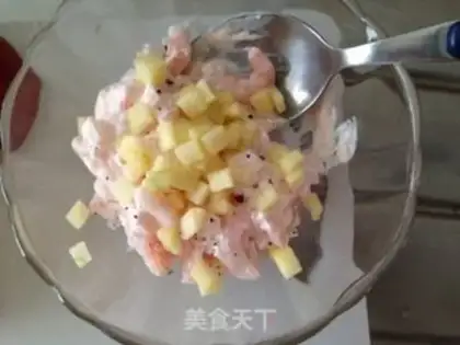 Make Arctic shrimp apple salad step 1