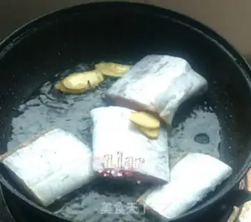 Make Red-fried fish step 1