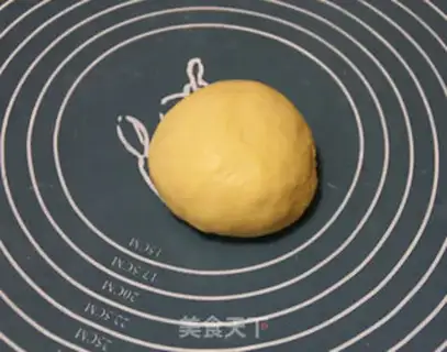 Make Milk and gold rolls step 2