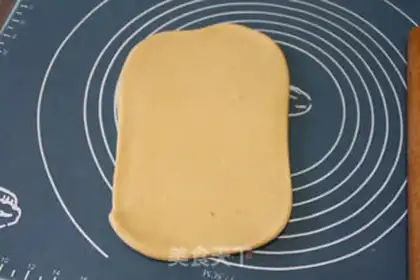 Make Milk and gold rolls step 8