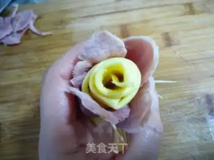Make Bacon roses step 11