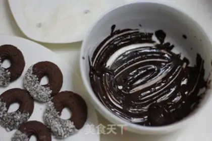 Make Chocolate butter rings step 5