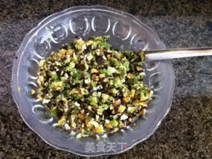 Make Celery eggs box step 5