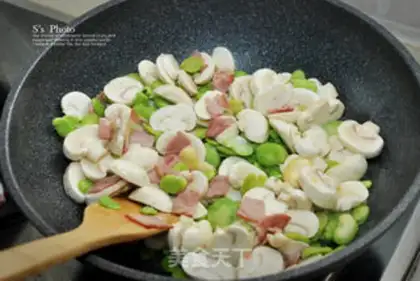 Make Spruct mushroom fried bacon step 8