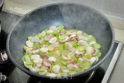 Make Spruct mushroom fried bacon step 11