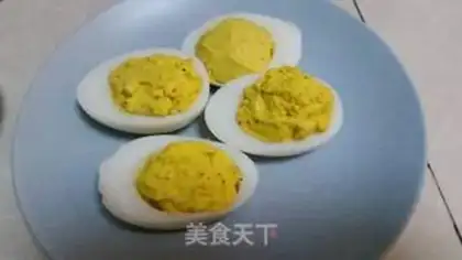 Make Black pepper juice devil eggs step 3