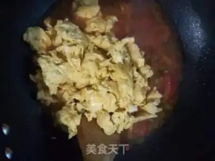Make Onion tomatoes fried eggs step 8