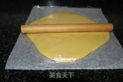 Make Butterfly cookies step 5