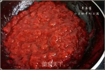 Make Strawberry sauce step 9