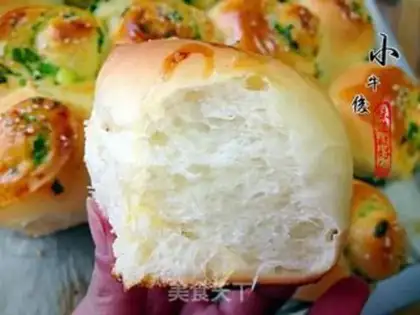 Make Onion pine rolls step 20