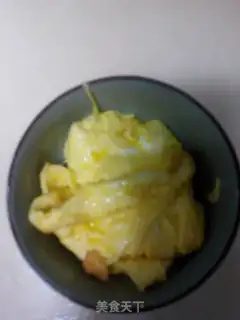 Make Eggs and cut flowers step 3
