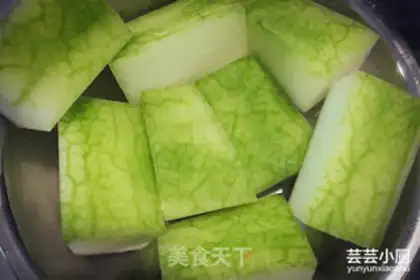 Make Poof melon seafood step 0