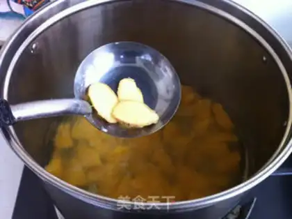 Make Cream-crumb soup step 5