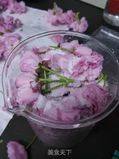 Make Salted cherry blossoms step 4