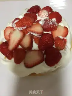 Make Smiling doll birthday cake step 3