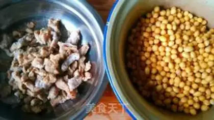 Make Soybeans and pork step 0
