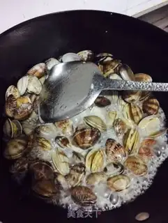 Make Pop-fried clams step 4