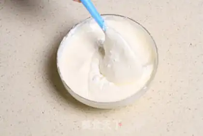 Make mini cupcakes step 6