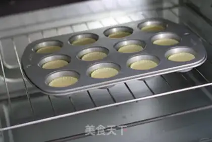 Make mini cupcakes step 13