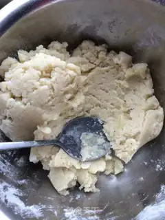 Make Potato pretzels step 4