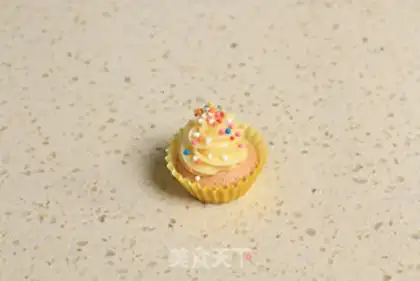 Make mini cupcakes step 15