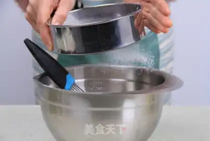 Make Original cream cake roll step 5