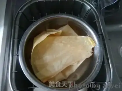 Make Sugar rolls step 1