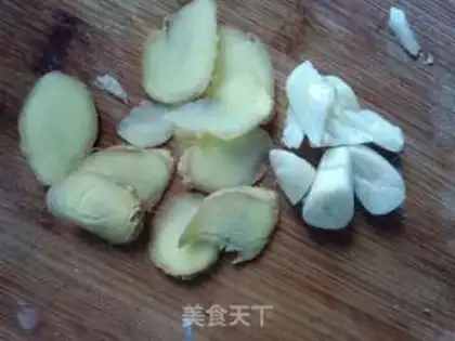 Make Squidfish, tofu soup step 0