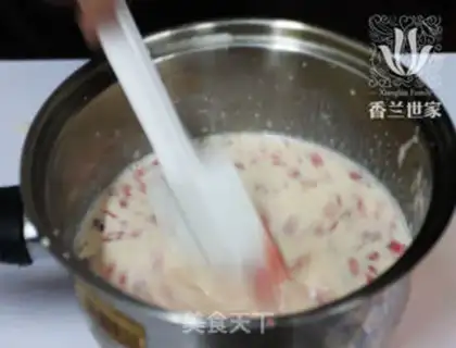 Make Silk strawberry pudding step 5