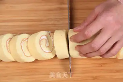 Make Original cream cake roll step 26